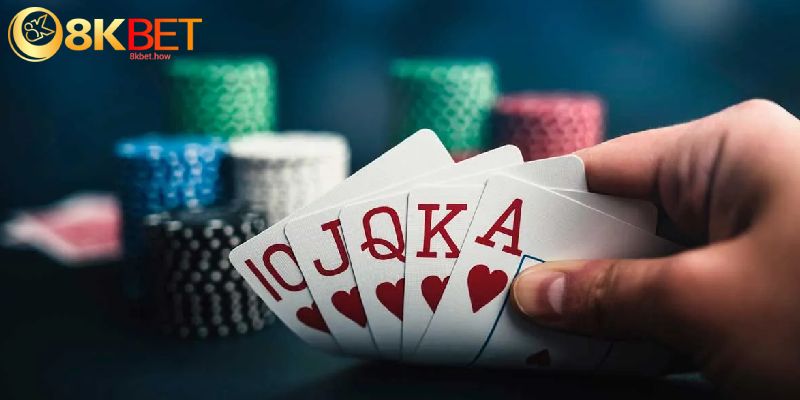 Nên học hỏi kinh nghiệm chơi poker từ những anh em khác